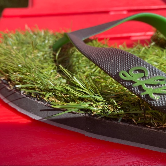 Gff Grass Flip Flops For Sale Bubble Bags Grass-flip-flops Gff
